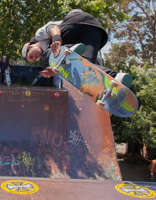 Jiuyou-全国青少年滑板锦标赛青春燃烧，中国青少年滑板锦标赛冠军